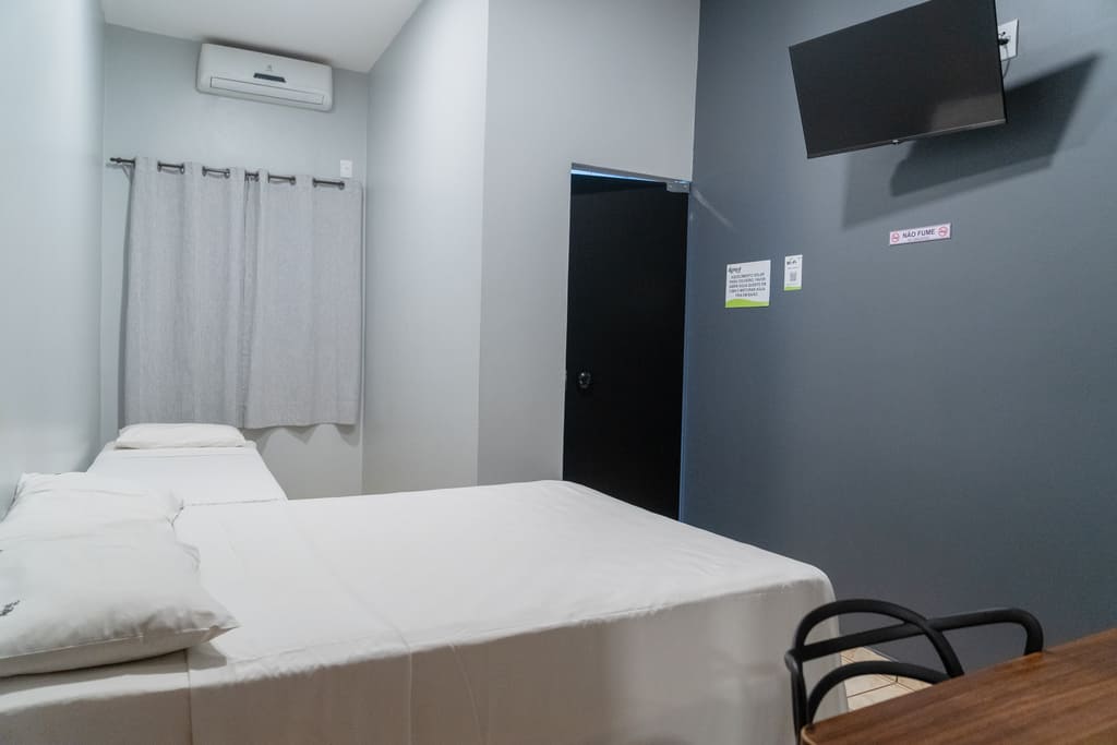 Quarto Casal Mais 1 Solteiro