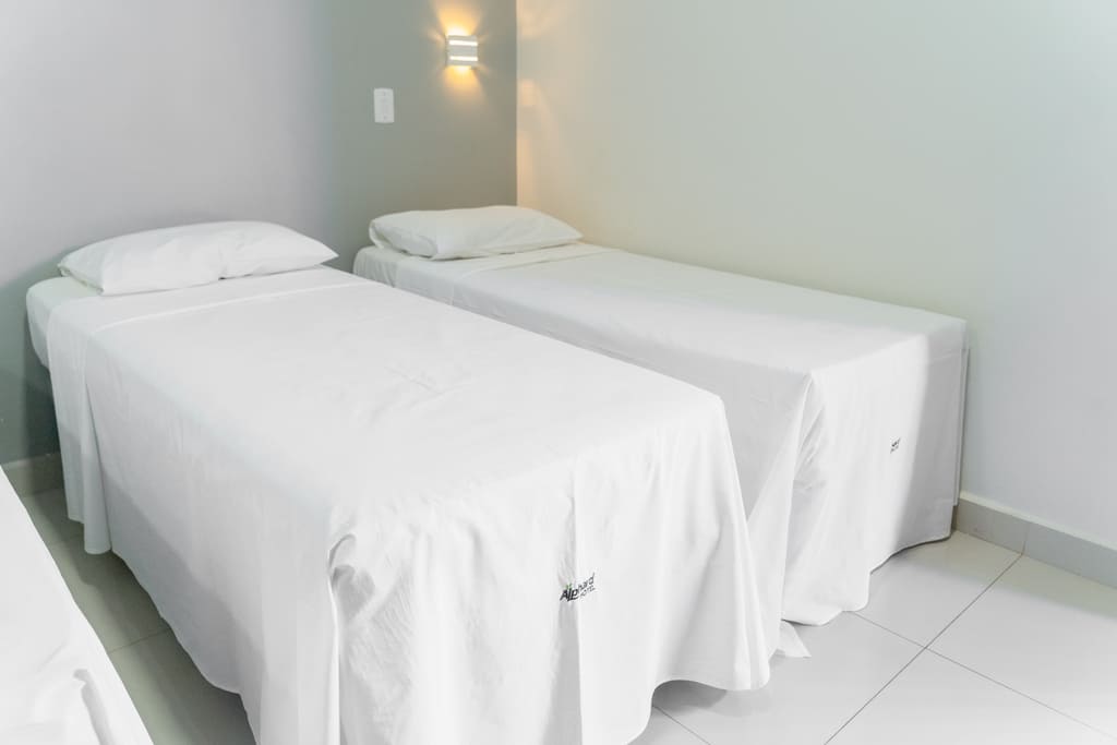 Quarto Duplo